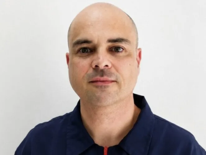 Lorenzo Molina, fisioterapeuta en clínica Natura, Torrejón de Ardoz.